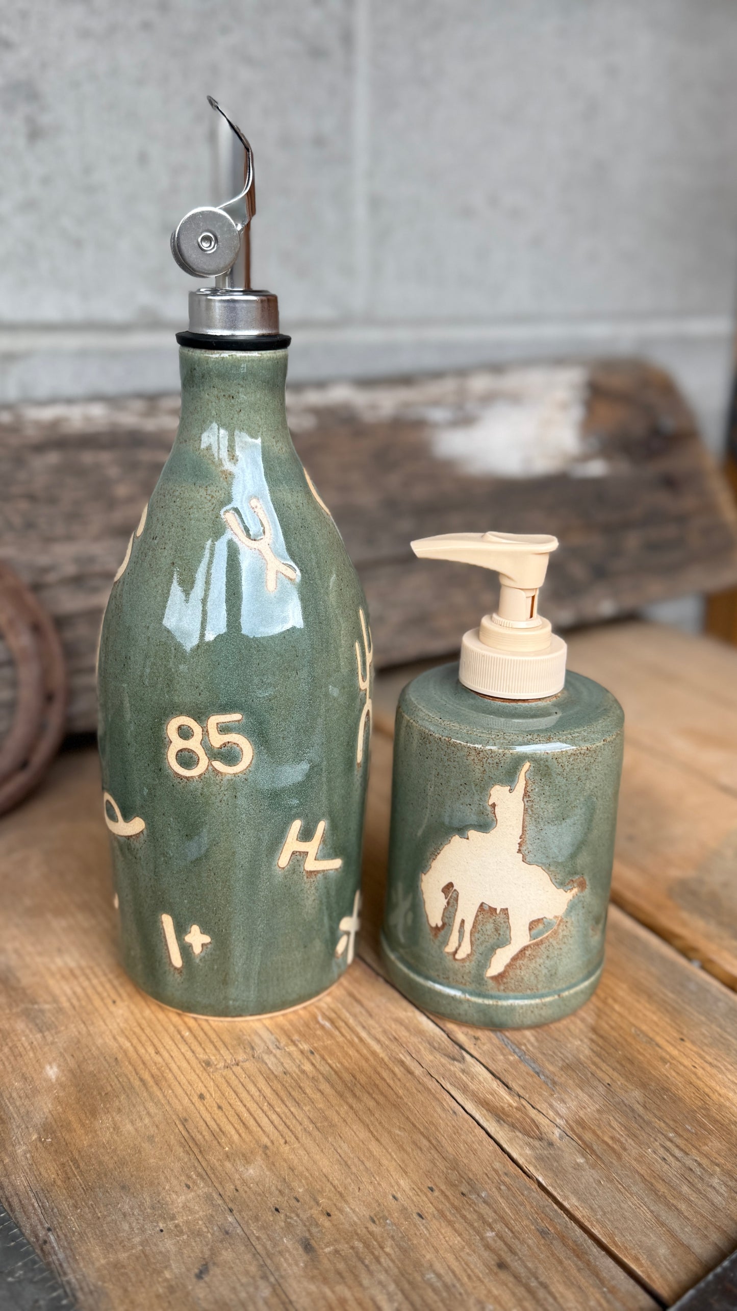 Set -Oil bottle and soap dispenser