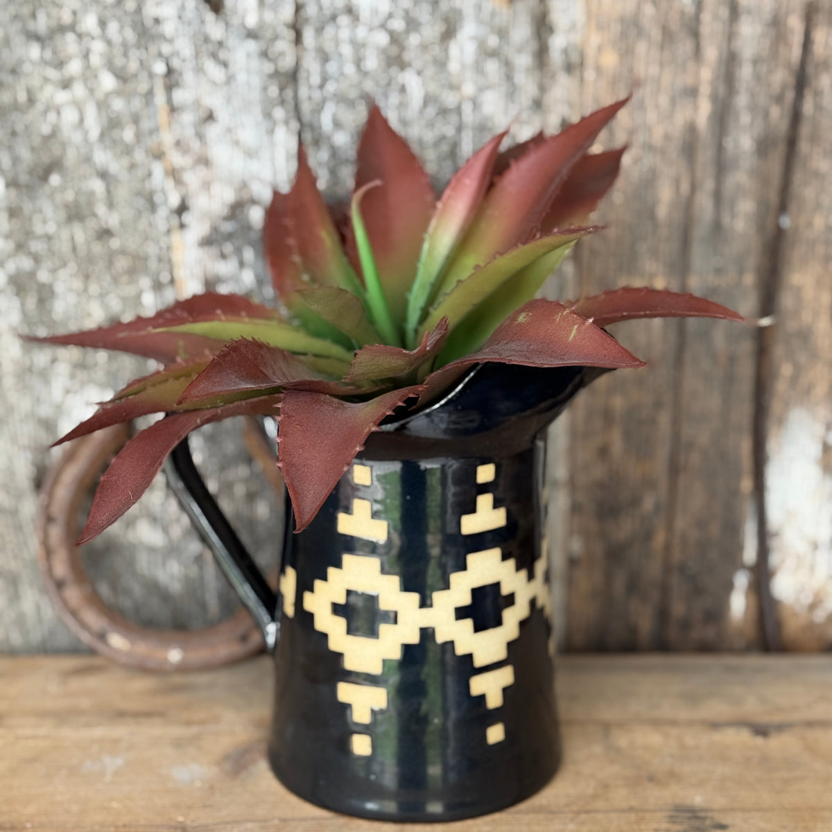 Pitcher Gunmetal
