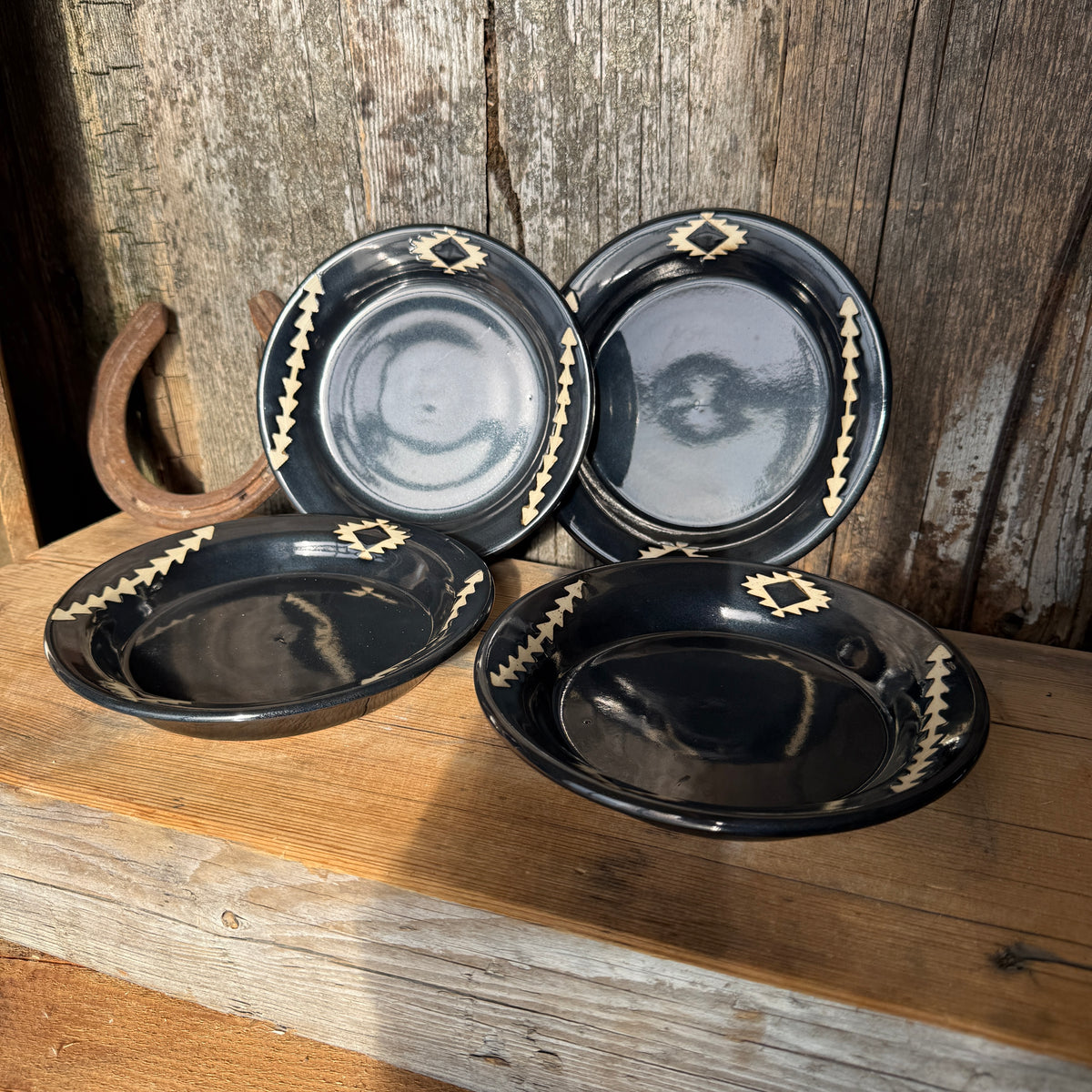 Bowl/ Plate Set of 4 small