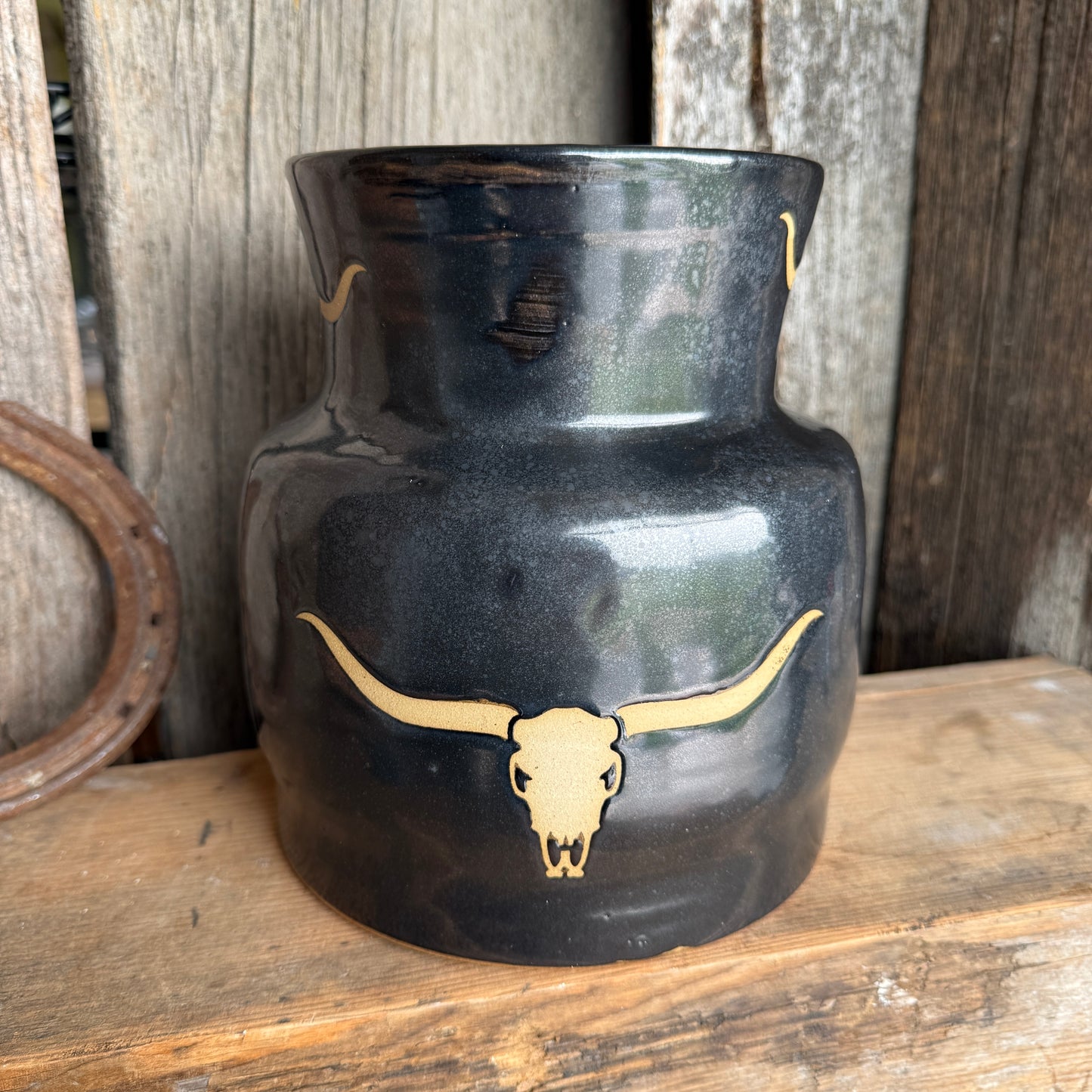 Kitchen Crock - Gunmetal Longhorn