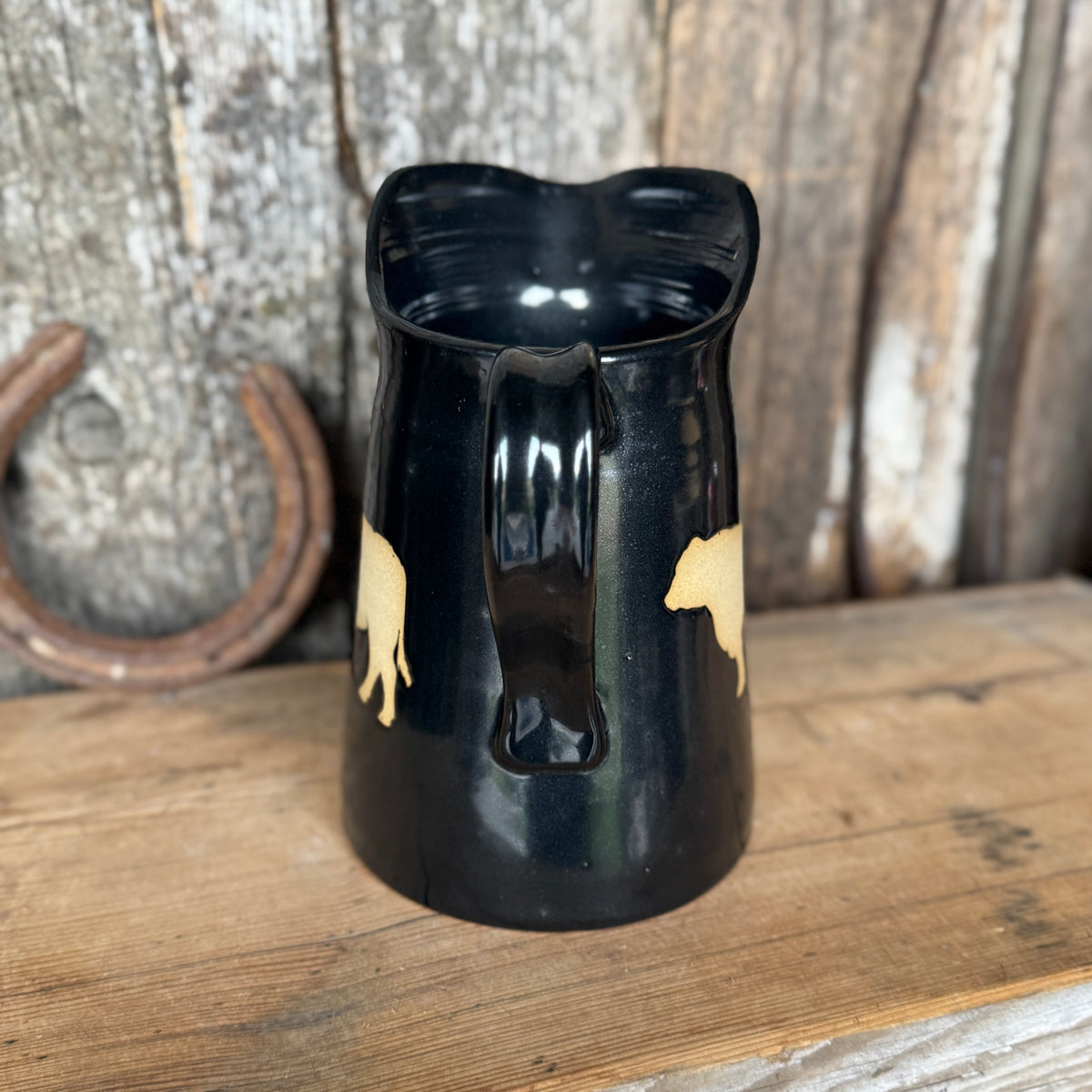 Pitcher Gunmetal Bulls