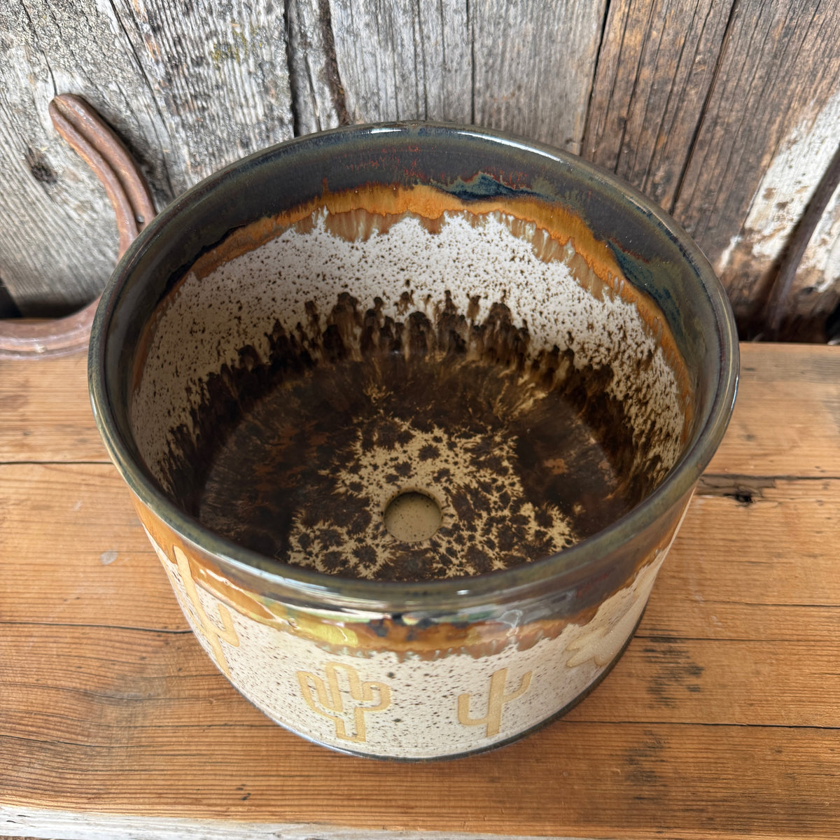Planter Pot and drip plate
