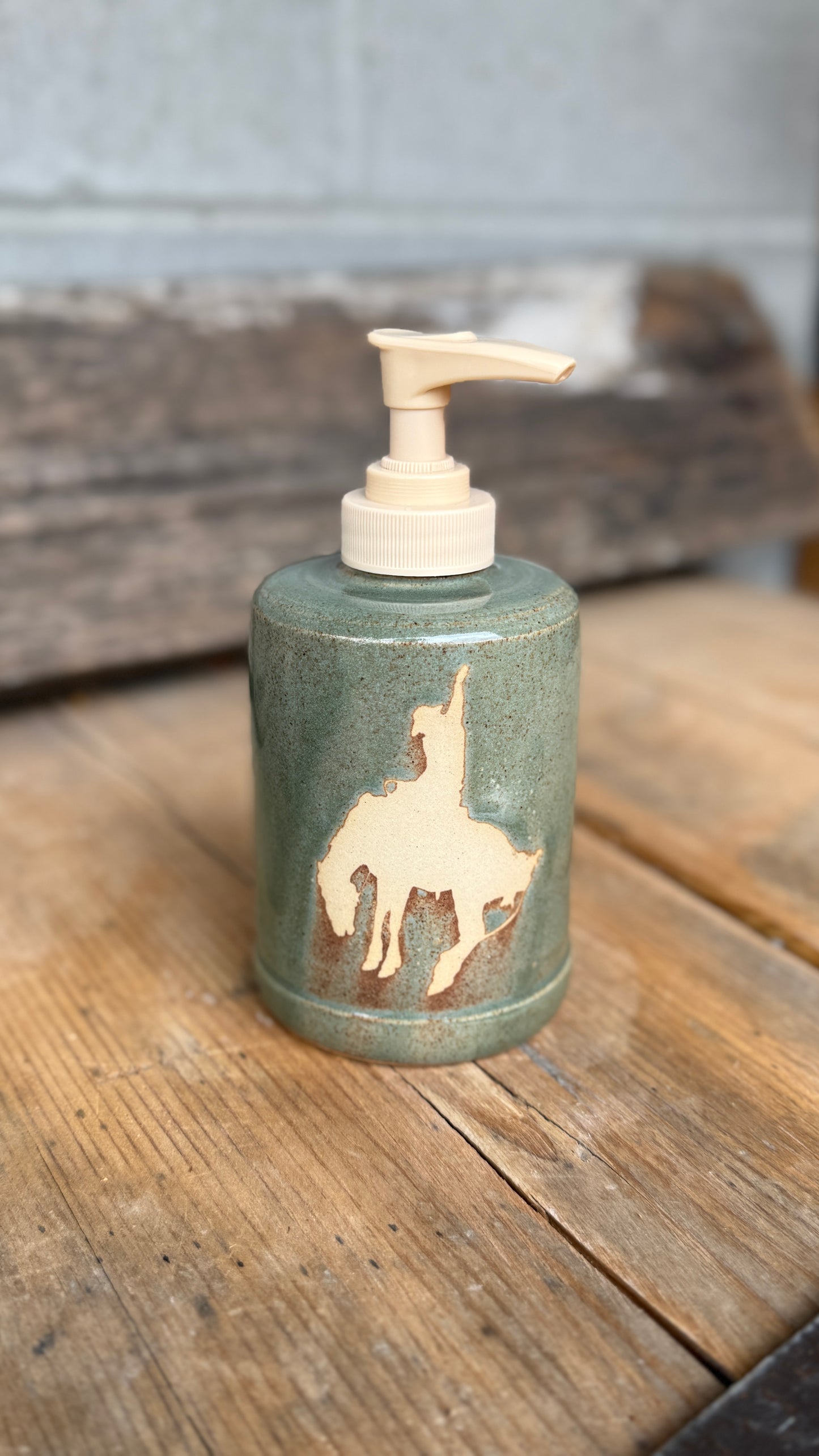 Set -Oil bottle and soap dispenser
