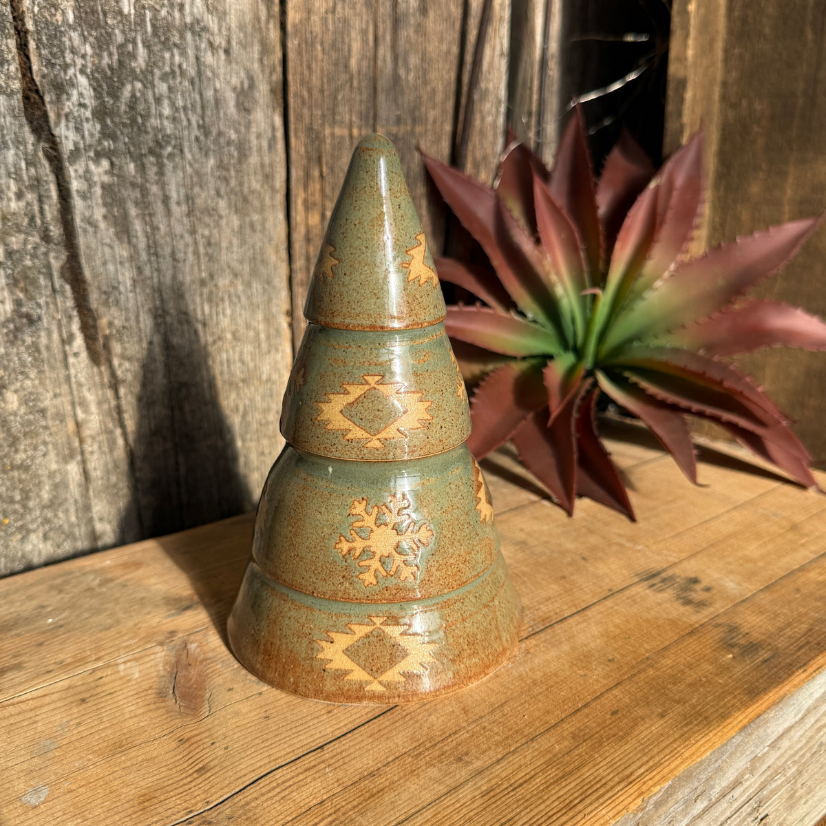 Christmas tree and cowboy hat tree topper