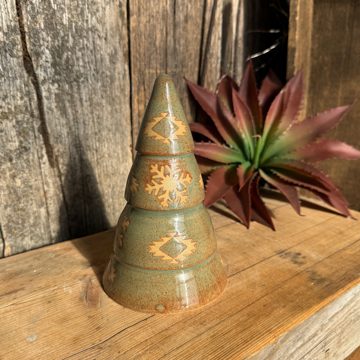 Christmas tree and cowboy hat tree topper