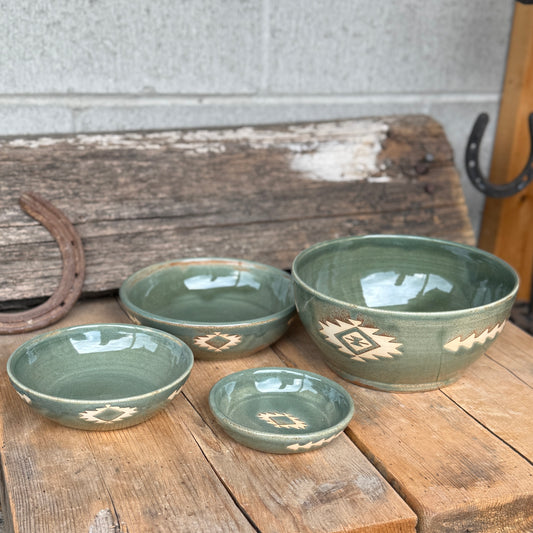 Set of small 4 bowls