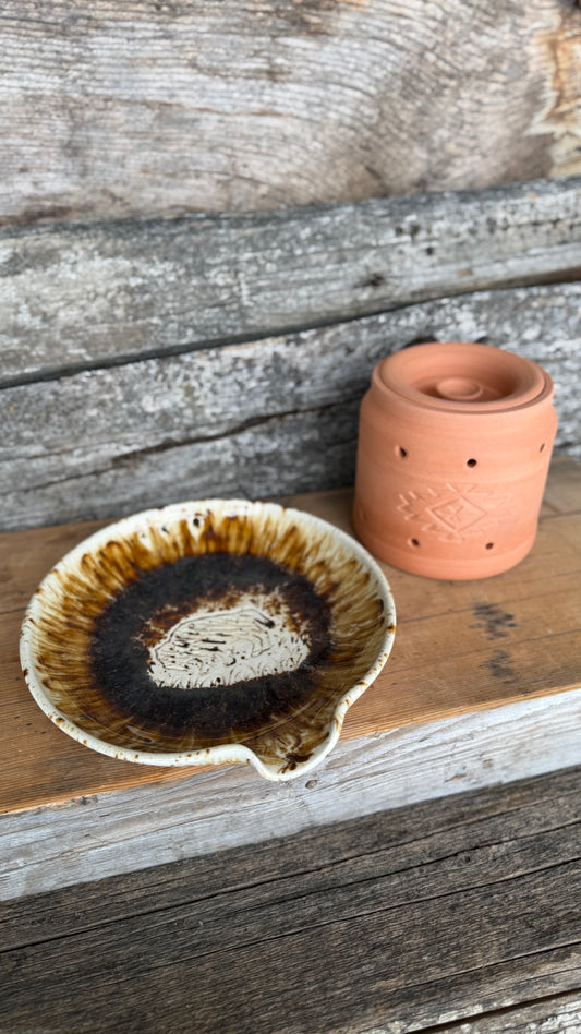 Garlic Keeper and Garlic Grate Plate - Buffalo and Southwestern
