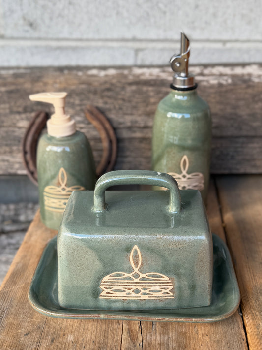 Set- Bootstitch Butter dish, soap dispenser and oil bottle