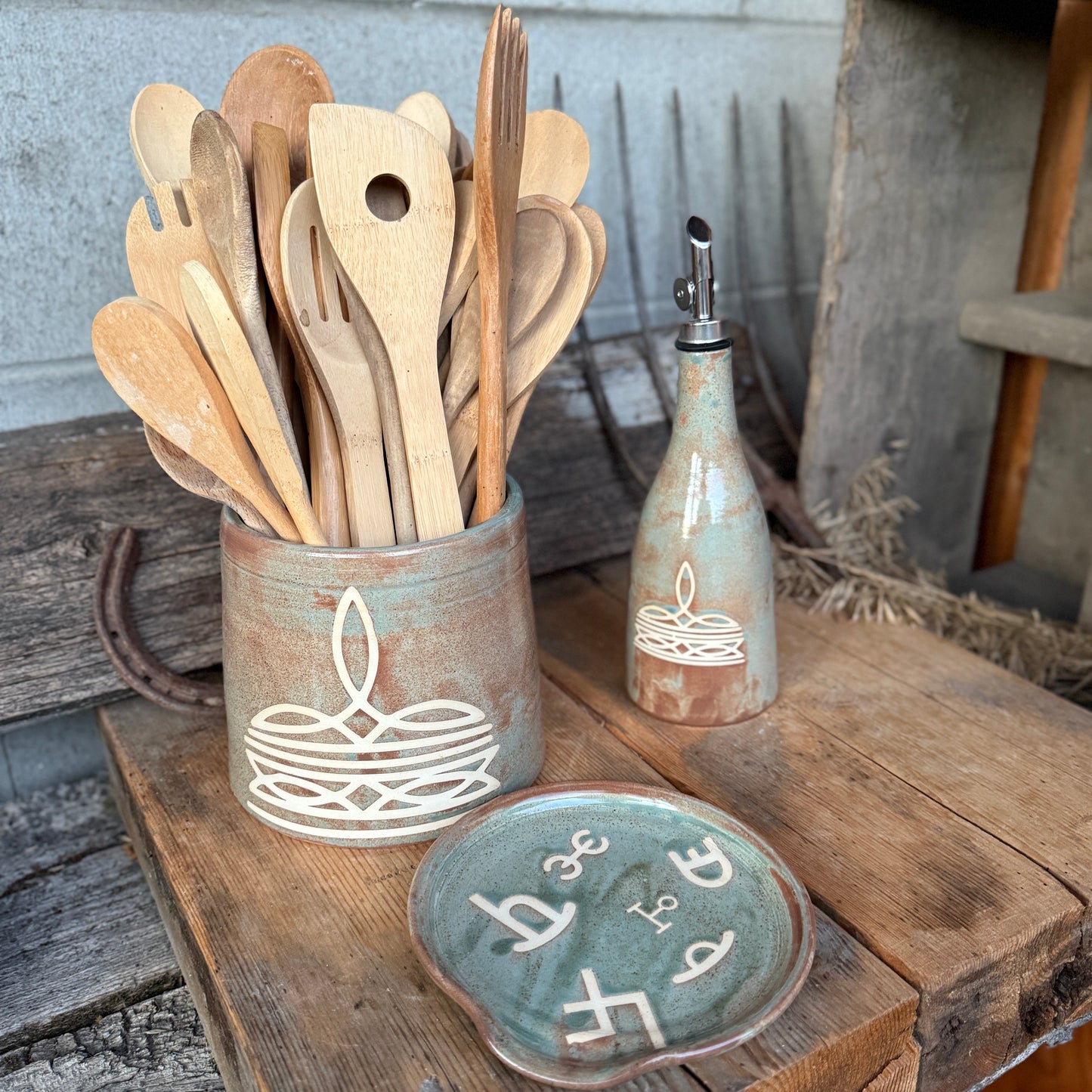 HOW TO ORDER- oil bottle, soap dispenser , butter dish, vase, bathroom set, crocks, plates, bowls, canisters, spoon rest, cowboy hat, dinner set