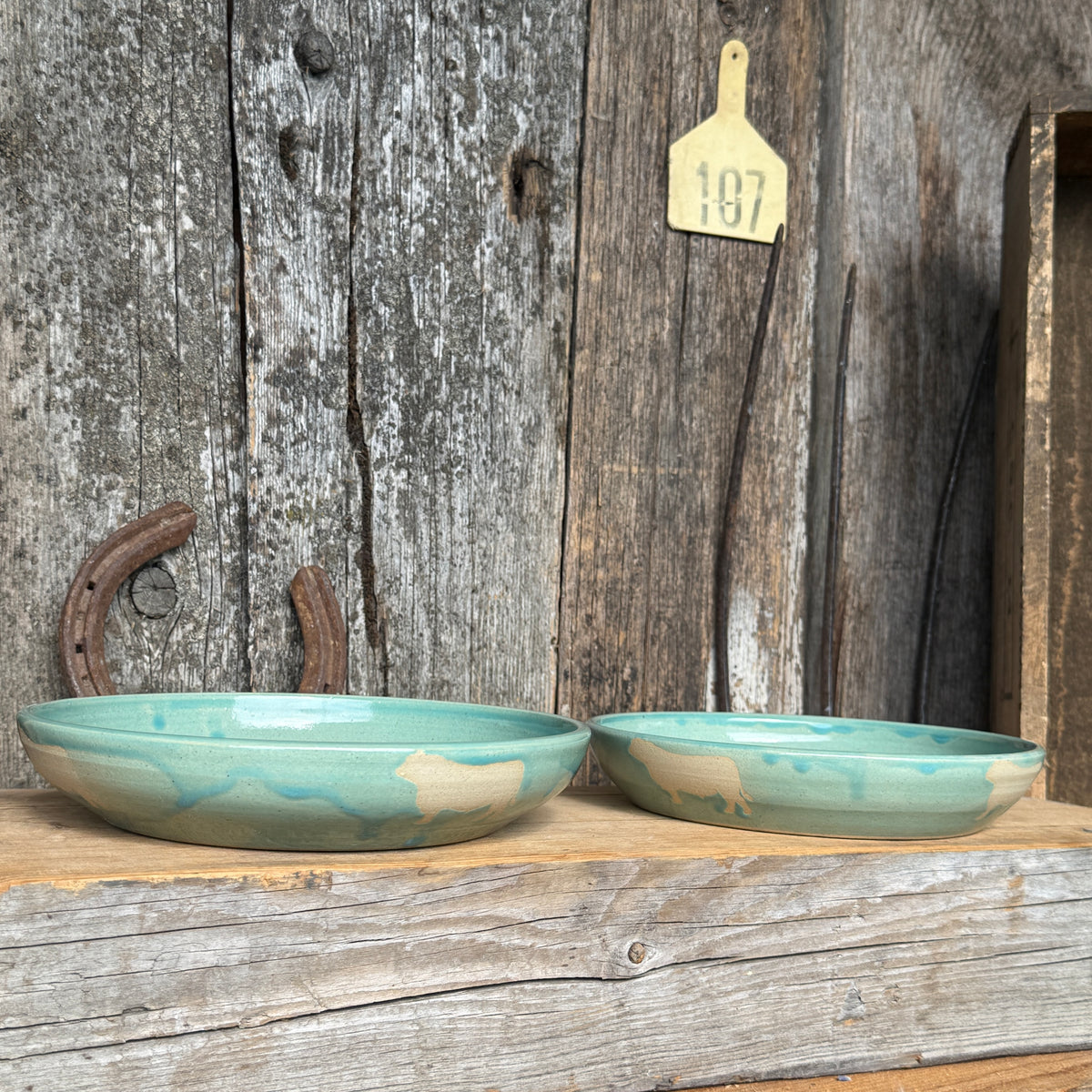 Girl Dinner Bowl/Plate Set of 2 Bulls